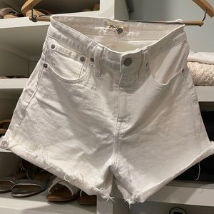 MADEWELL High-rise white denim shorts SZ 25 Curvy